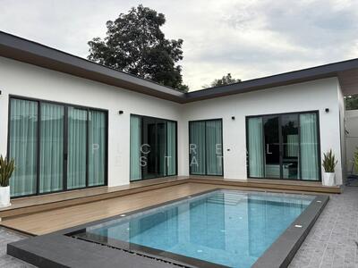 ขาย - Pool Villa 3 Bedrooms for Sale in Thung Klom–Tan Man, ชลบุรี