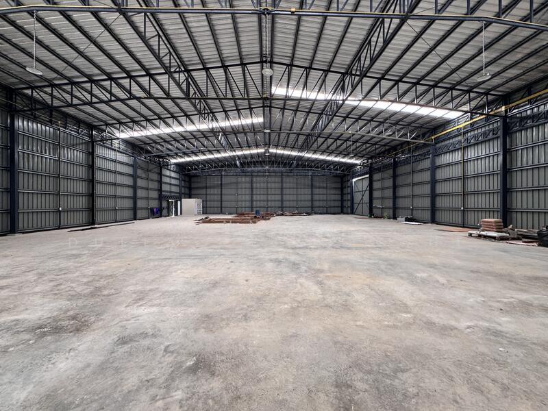 ให้เช่า - โกดัง, ออฟฟิศ ให้เช่า 1,024 ตร.ม. แขวง คลองสามประเวศ, ลาดกระบัง, กรุงเทพ (รหัส : JKP316), กรุงเทพ