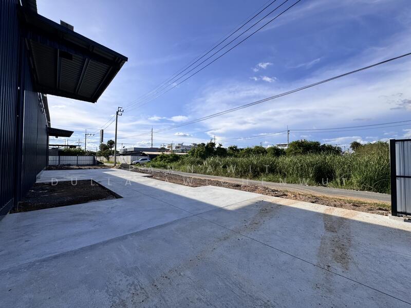 ให้เช่า - โกดัง, ออฟฟิศ ให้เช่า 1,024 ตร.ม. แขวง คลองสามประเวศ, ลาดกระบัง, กรุงเทพ (รหัส : JKP316), กรุงเทพ