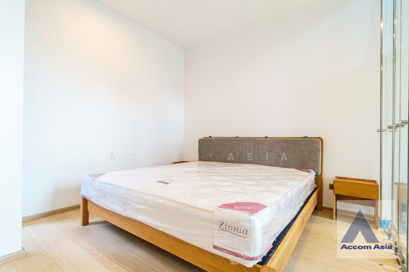 ให้เช่า - Pet friendly 4 Bedrooms Townhouse for Sale and Rent in Sukhumvit, Bangkok near BTS Bang Chak at Lux, กรุงเทพ