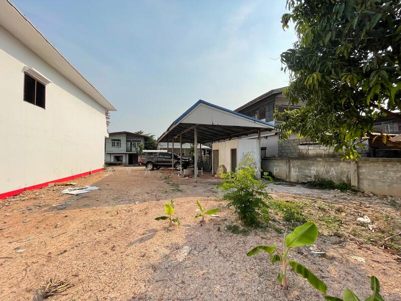 2-Story Building for Sale 162 sq.w, Corner Lot, Moomon, Mueang Udon Thani, Udon Thani, บ้านสูงแคน, Mu Mon, Muang Udon Thani, Udon Thani, , 180 sqm, Shophouse For Sale, by Kulaya Thanapura, 500011013 - DDproperty.com
