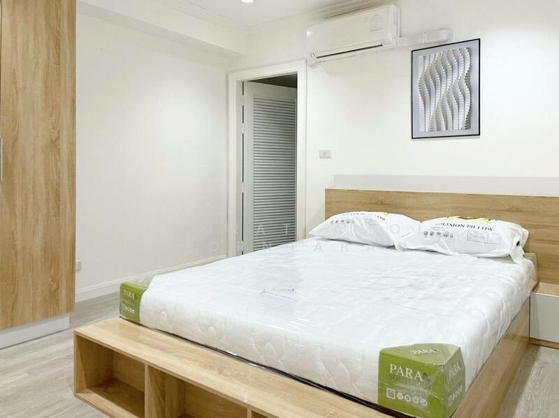 ให้เช่า - Royal Castle Sukhumvit : รอยัล คาสเซอร์ สุขุมวิท, กรุงเทพ