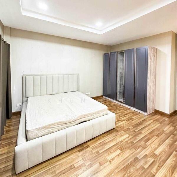 Tanapirom Srinakarin - Wongwaen, Samut Prakan, Srinakarin Road, Bang Mueng, Muang Samut Prakarn, Samut Prakan, 4 Bedrooms, 250 sqm, Townhouse For Rent, by Khun Eve, 500011052 - DDproperty.com