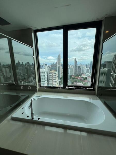 For Sale - Villa Asoke, Bangkok