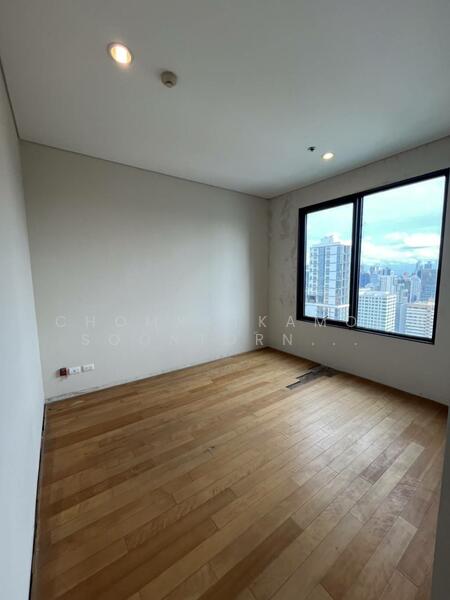 For Sale - Villa Asoke, Bangkok