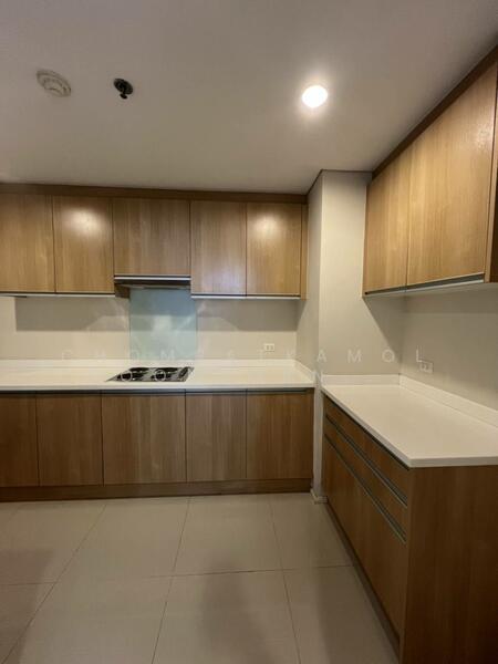 For Sale - Villa Asoke, Bangkok