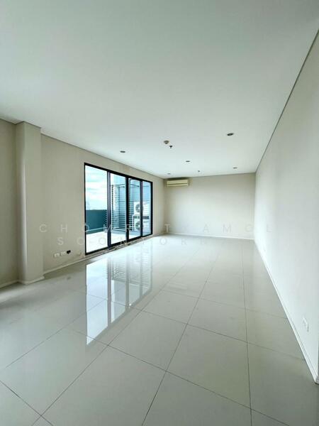 For Sale - Villa Asoke, Bangkok