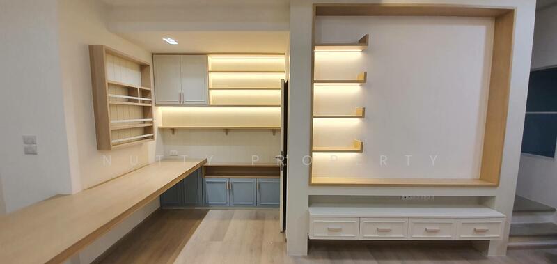 ขาย - Indy 4 Bangna km.7 : อินดี้ 4 บางนา กม.7, สมุทรปราการ