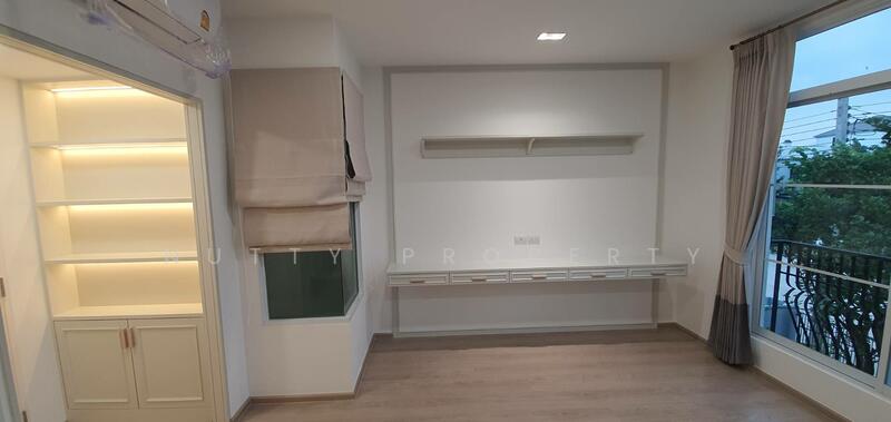 ขาย - Indy 4 Bangna km.7 : อินดี้ 4 บางนา กม.7, สมุทรปราการ