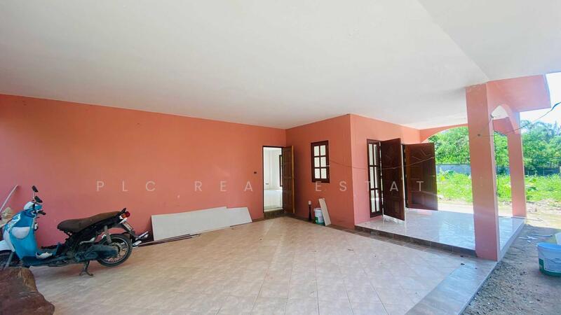 House for Sale Renovation in Mabprachan, Chon Buri (Pattaya), Bang Lamung, Bang Lamung (Pattaya), Chon Buri (Pattaya), 3 Bedrooms, 464 sqm, Single Detached House For Sale, by PLC Real Estate, 500011549 - DDproperty.com