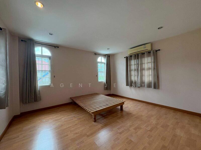 For Sale - ขายบ้านเดี่ยวหลังหัวมุม หมู่บ้านเมืองทอง 4 (SPSJN234), Bangkok