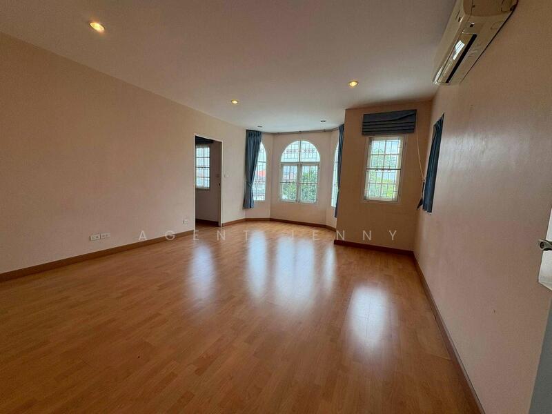 For Sale - ขายบ้านเดี่ยวหลังหัวมุม หมู่บ้านเมืองทอง 4 (SPSJN234), Bangkok