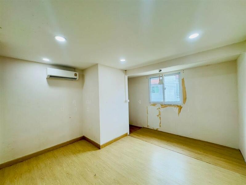 ขาย - Phongsirichai 4 Phetkasem 81 : พงษ์ศิริชัย 4 เพชรเกษม 81, กรุงเทพ