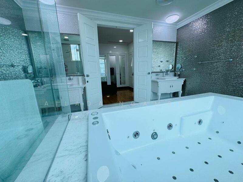 For Sale - Royce Private Residences, Bangkok