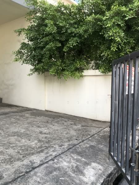 The Trop 2 Motorway-Ladkrabang, Bangkok, Prachapattana Road, Thab Yao, Lat Krabang, Bangkok, 3 Bedrooms, 230 sqm, Townhouse For Sale, by ณปภัช ธวงค์ไพ, 500011978 - DDproperty.com