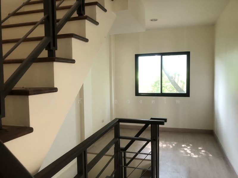 The Trop 2 Motorway-Ladkrabang, Bangkok, Prachapattana Road, Thab Yao, Lat Krabang, Bangkok, 3 Bedrooms, 230 sqm, Townhouse For Sale, by ณปภัช ธวงค์ไพ, 500011978 - DDproperty.com
