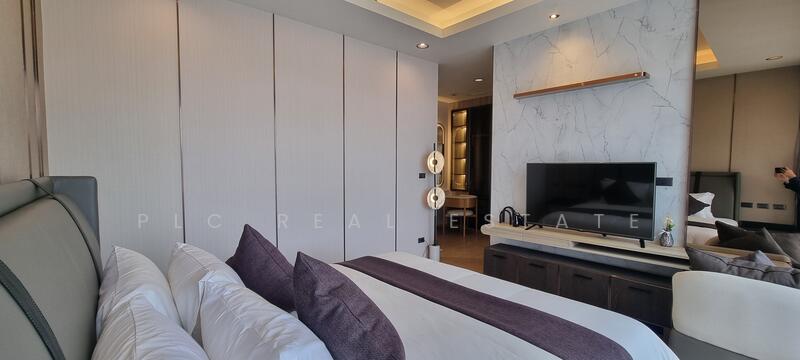 Luxury 4-Bedroom Pool Villa for Sale in Thung Klom-Tan Man, Chon Buri (Pattaya), Bang Lamung, Bang Lamung (Pattaya), Chon Buri (Pattaya), 4 Bedrooms, 285 sqm, Single Detached House For Sale, by PLC Real Estate, 500012065 - DDproperty.com