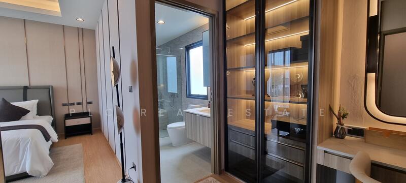 Luxury 4-Bedroom Pool Villa for Sale in Thung Klom-Tan Man, Chon Buri (Pattaya), Bang Lamung, Bang Lamung (Pattaya), Chon Buri (Pattaya), 4 Bedrooms, 285 sqm, Single Detached House For Sale, by PLC Real Estate, 500012065 - DDproperty.com