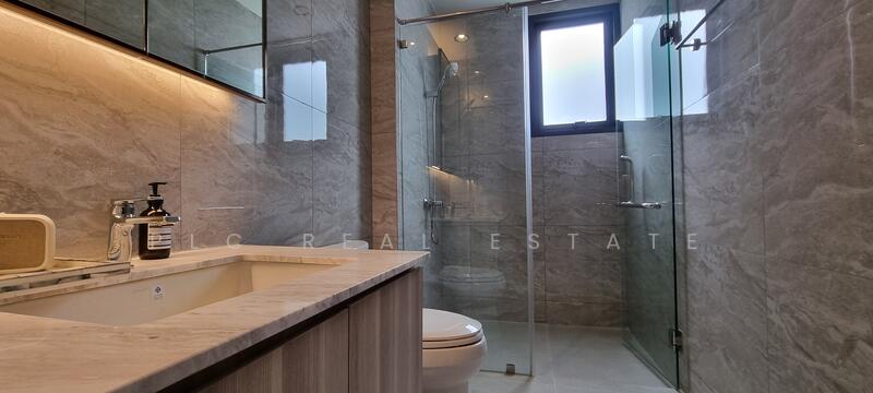 Luxury 4-Bedroom Pool Villa for Sale in Thung Klom-Tan Man, Chon Buri (Pattaya), Bang Lamung, Bang Lamung (Pattaya), Chon Buri (Pattaya), 4 Bedrooms, 285 sqm, Single Detached House For Sale, by PLC Real Estate, 500012065 - DDproperty.com