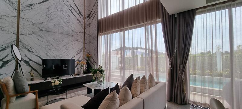 Luxury 4-Bedroom Pool Villa for Sale in Thung Klom-Tan Man, Chon Buri (Pattaya), Bang Lamung, Bang Lamung (Pattaya), Chon Buri (Pattaya), 4 Bedrooms, 285 sqm, Single Detached House For Sale, by PLC Real Estate, 500012065 - DDproperty.com