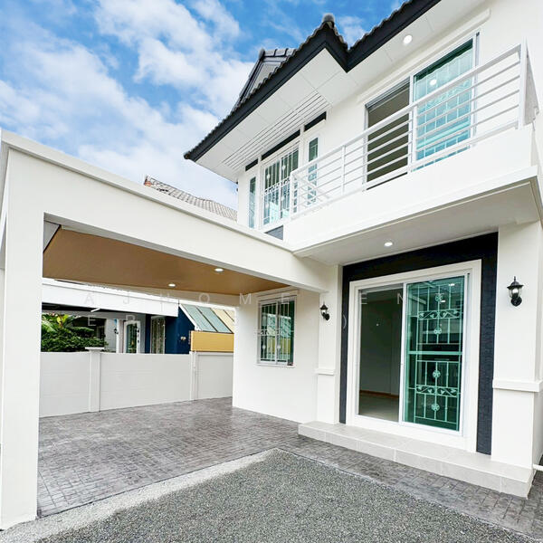 ขาย - Paravee Petchkasem 63 : บ้านปารวีร์ เพชรเกษม 63, กรุงเทพ