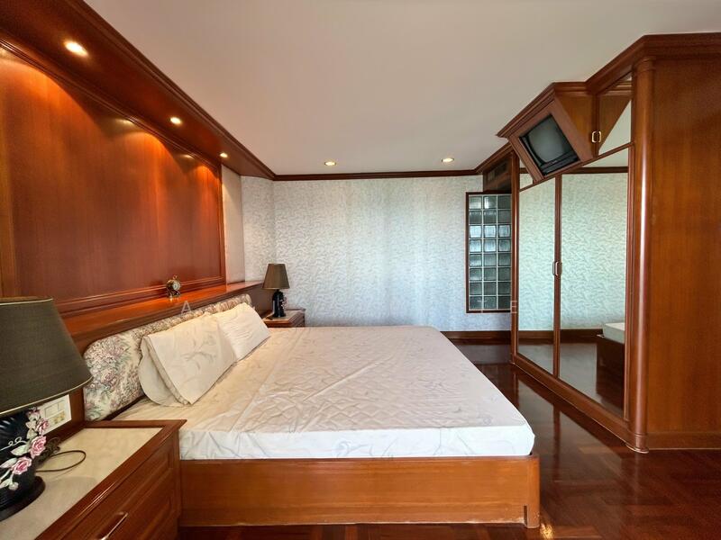 For Sale - Silver Beach Condominium, Chon Buri