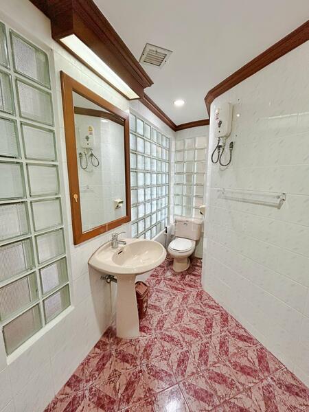 For Sale - Silver Beach Condominium, Chon Buri