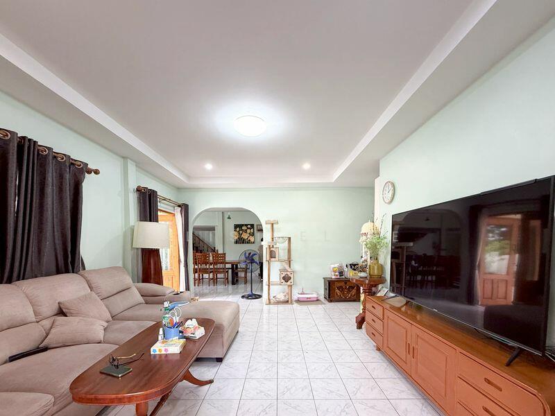 ขาย - Pattaya land and house village, ชลบุรี