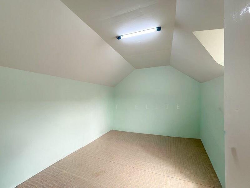 ขาย - Pattaya land and house village, ชลบุรี