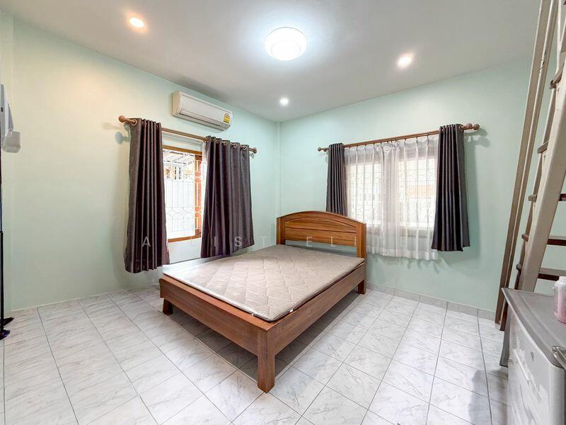 ขาย - Pattaya land and house village, ชลบุรี