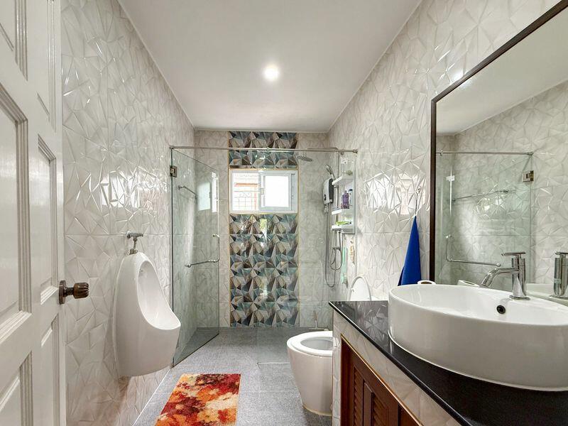 ขาย - Pattaya land and house village, ชลบุรี