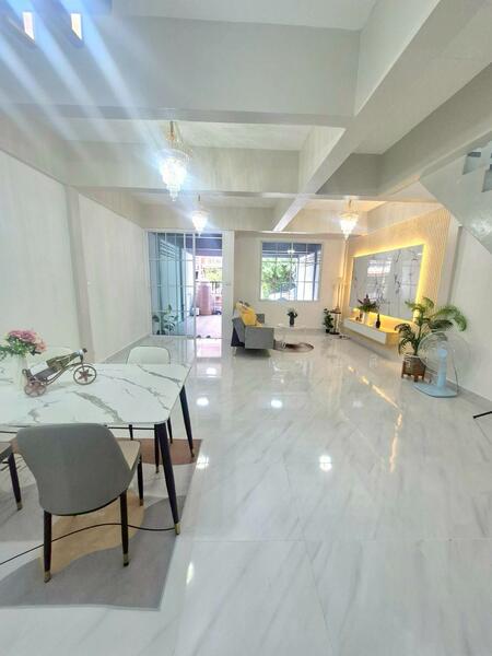 ขาย - หมู่บ้านบดินทรรักษา 2 ซอย คู้บอน 27 แยก 22 แขวง ท่าแร้ง เขตบางเขน กรุงเทพมหานคร 10220, กรุงเทพ