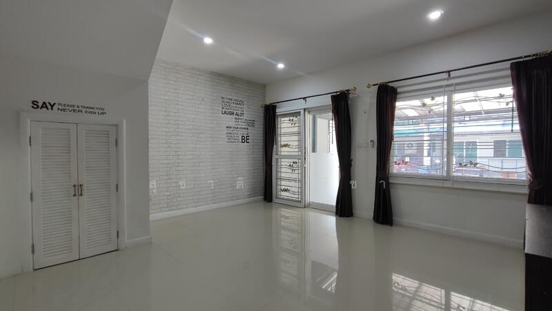 ให้เช่า - Patagonia 5 Ramintra-Safari, กรุงเทพ