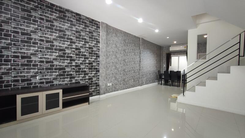 ให้เช่า - Patagonia 5 Ramintra-Safari, กรุงเทพ