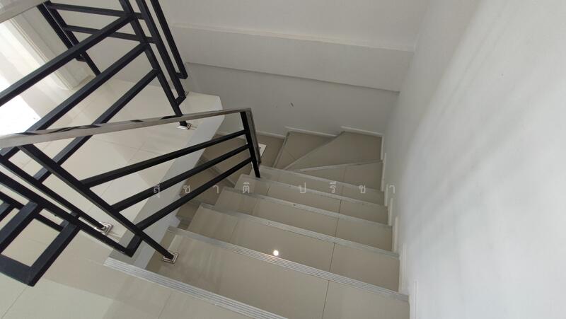 ให้เช่า - Patagonia 5 Ramintra-Safari, กรุงเทพ