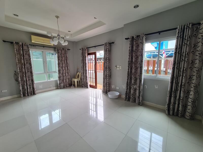 ขาย - ขายบ้านเดี่ยวสมุทรปราการ อำเภอเมือง มี 2 ชั้น เนื้อที่รวม 51 ตร.ว. ใกล้รถไฟฟ้าสถานีสายลวด, สมุทรปราการ