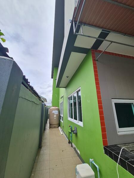 ขาย - ขายบ้านเดี่ยวสมุทรปราการ อำเภอเมือง มี 2 ชั้น เนื้อที่รวม 51 ตร.ว. ใกล้รถไฟฟ้าสถานีสายลวด, สมุทรปราการ