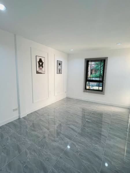 Wararak Rangsit Klong 3, Pathum Thani, Khlong Sam, Khlong Luang, Pathum Thani, 2 Bedrooms, 108 sqm, Townhouse For Sale, by นภัสศรณ์ วงศ์สินไทยกร (นันท์), 500012686 - DDproperty.com