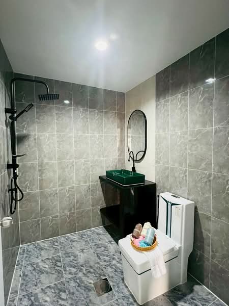 Wararak Rangsit Klong 3, Pathum Thani, Khlong Sam, Khlong Luang, Pathum Thani, 2 Bedrooms, 108 sqm, Townhouse For Sale, by นภัสศรณ์ วงศ์สินไทยกร (นันท์), 500012686 - DDproperty.com