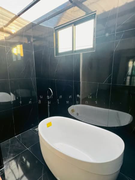 Wararak Rangsit Klong 3, Pathum Thani, Khlong Sam, Khlong Luang, Pathum Thani, 2 Bedrooms, 108 sqm, Townhouse For Sale, by นภัสศรณ์ วงศ์สินไทยกร (นันท์), 500012686 - DDproperty.com