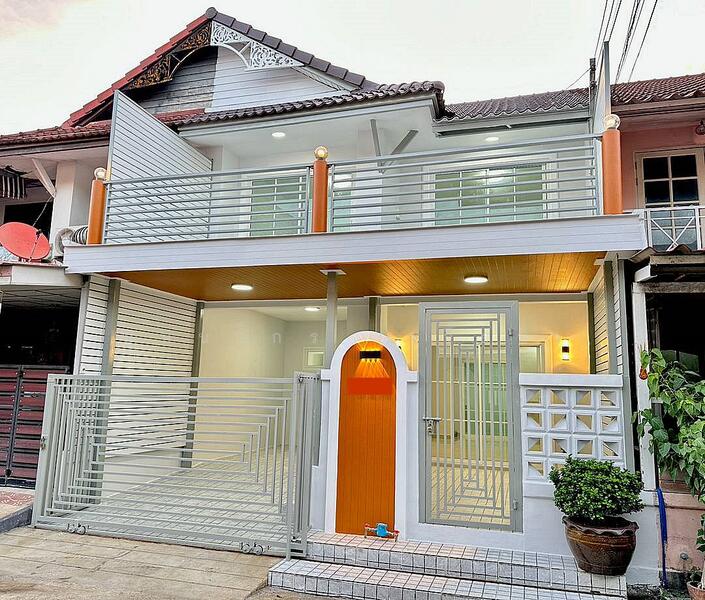 ขาย - บ้านพฤกษา 3 ซ.วัดลาดปลาดุก : Baan Pruksa 3 Soi Watlatpladuk, นนทบุรี