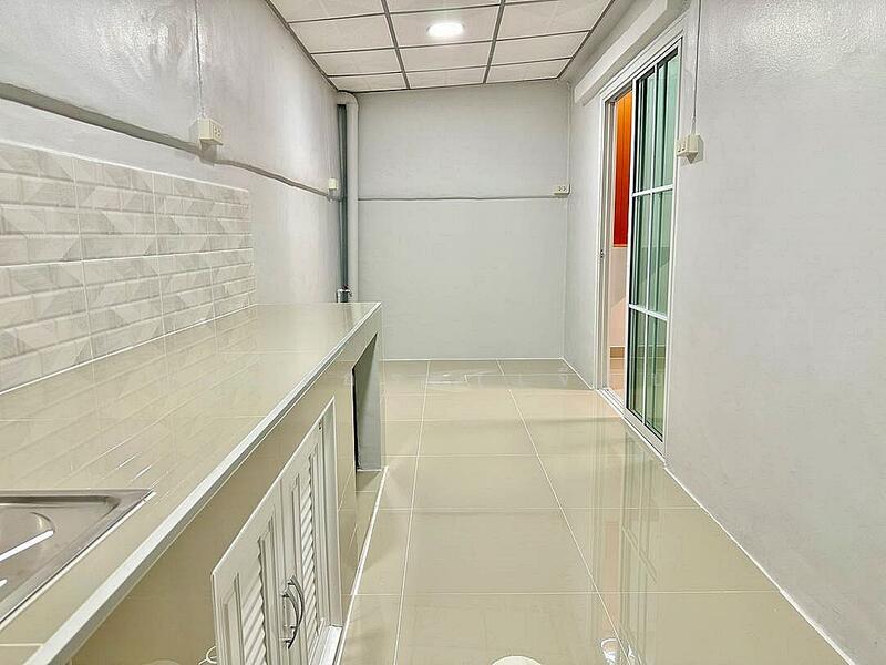 ขาย - บ้านพฤกษา 3 ซ.วัดลาดปลาดุก : Baan Pruksa 3 Soi Watlatpladuk, นนทบุรี