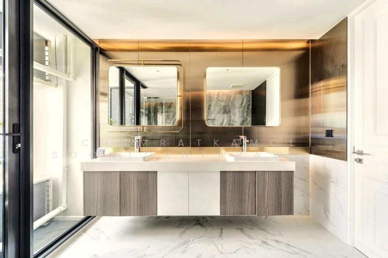 ขาย - heart ekkamai, กรุงเทพ