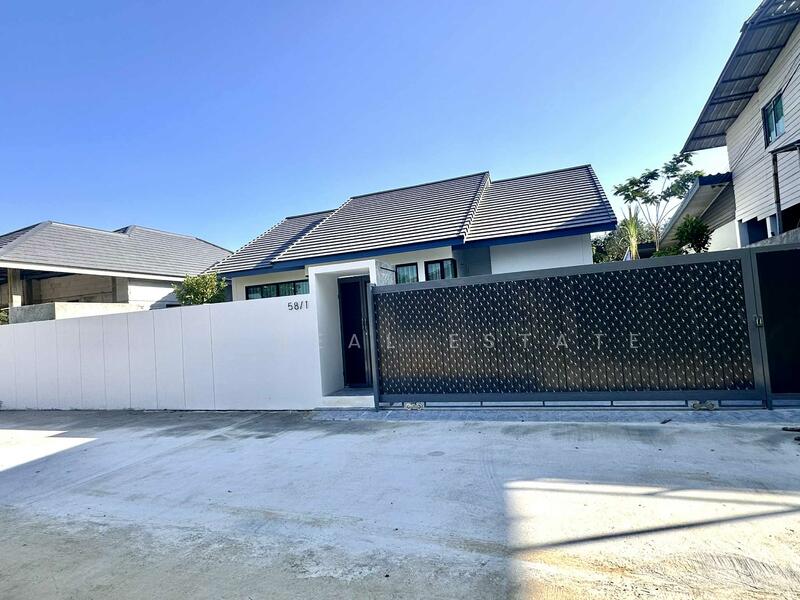Pool Villa – 4-Bedroom Villa for Sale in Huay Yai, Chon Buri (Pattaya), Bang Lamung, Bang Lamung (Pattaya), Chon Buri (Pattaya), 4 Bedrooms, 230 sqm, Single Detached House For Sale, by PLC Real Estate, 500012750 - DDproperty.com
