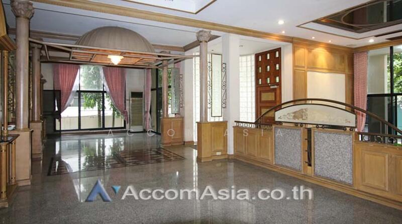 ให้เช่า - Home Office 9 Bedrooms House for Rent in Sukhumvit, Bangkok near BTS Phrom Phong - BTS Thong Lo, กรุงเทพ