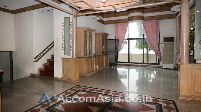 ให้เช่า - Home Office 9 Bedrooms House for Rent in Sukhumvit, Bangkok near BTS Phrom Phong - BTS Thong Lo, กรุงเทพ