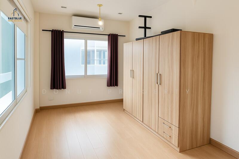 ขาย - Vararom Premium Watcharapol-Chatu Chot : วรารมย์ พรีเมี่ยม วัชรพล-จตุโชติ, กรุงเทพ