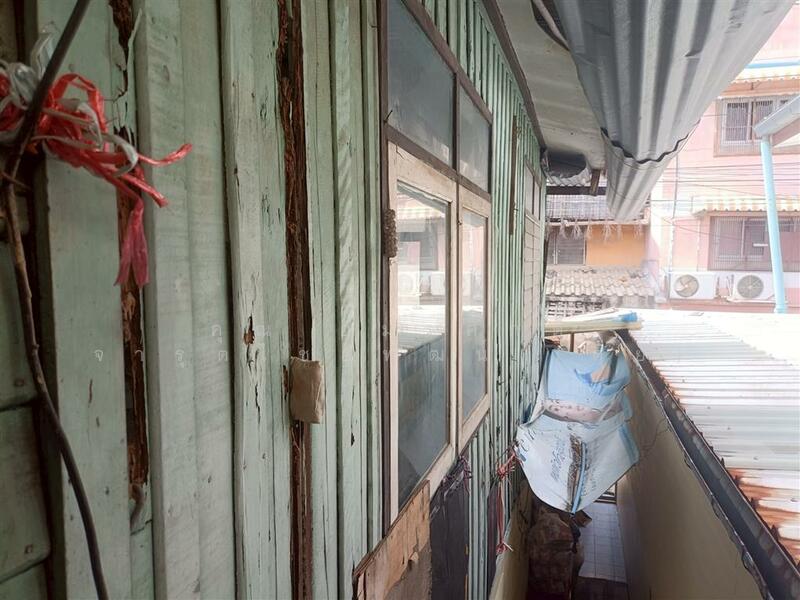 ขาย - ที่ดิน + สิ่งปลูกสร้าง 22.4 ตร.ว. ซอยรังสิต-ปทุมธานี21 (ชุมชนรักษ์สันติพัฒนา, ปทุมธานี