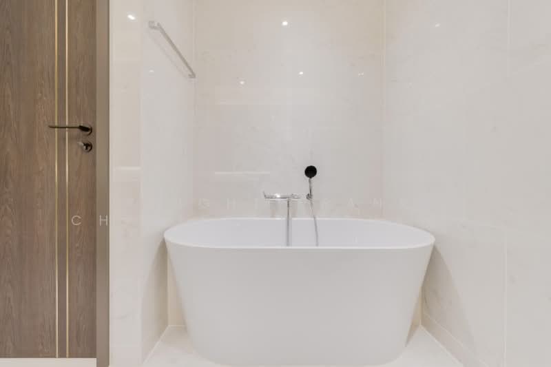 Tonson One Residence, Bangkok, Soi Tonson, Ploenchit Road, Lumphini, Pathum Wan, Bangkok, 3 Bedrooms, 176 sqm, Condo For Rent, by Knight Frank Chartered (Thailand) Co.,Ltd, 500012910 - DDproperty.com
