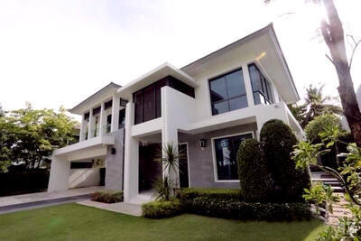 ขาย - บ้านเดี่ยว สุด Luxury หลังริม ลดาวัลย์ ราชพฤกษ์-ปิ่นเกล้า คุณภาพจัดเต็ม ได้เนื้อที่อลังการ!, กรุงเทพ